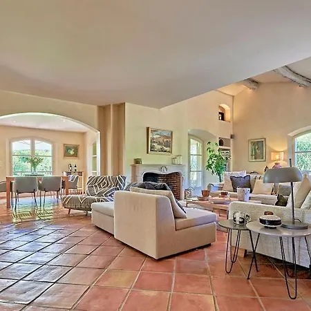 Bella Clara-maison De Charme Dans Les Vignes-8 Personnes-piscine Grimaud
