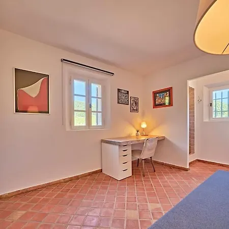 Bella Clara-maison De Charme Dans Les Vignes-8 Personnes-piscine Villa